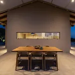 Avertosia Luxury Villa *