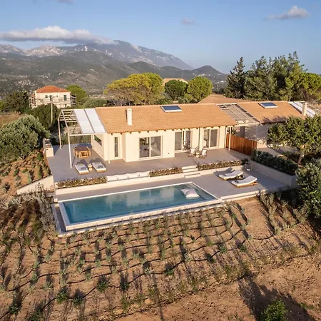 Villa Avertosia Luxury *