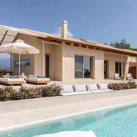 Avertosia Luxury וילה ארגוסטולי