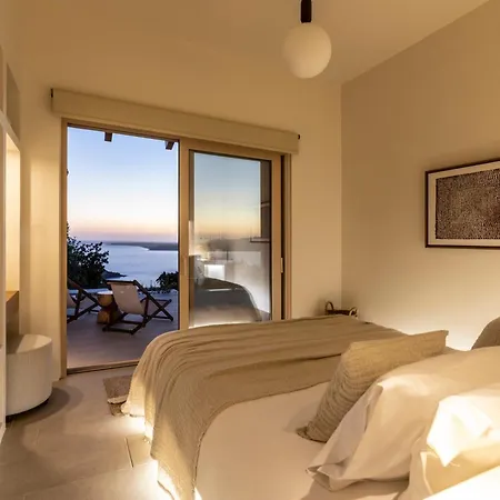 Avertosia Luxury * Αργοστόλι