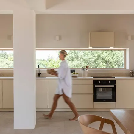 Βίλα Avertosia Luxury *