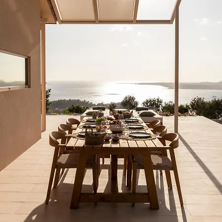 Avertosia Luxury Αργοστόλι